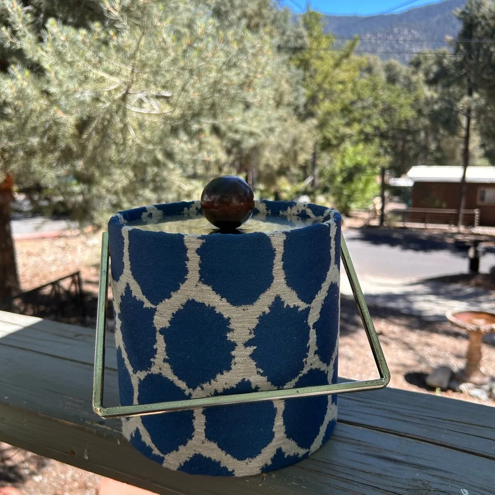 VINTAGE Cool 70’s vibe ice bucket gorgeous!